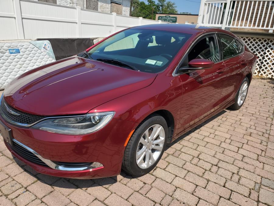 Used Chrysler 200 4dr Sdn Limited FWD 2015 | SGM Auto Sales. West Babylon, New York Used Chrysler 200 4dr Sdn Limited FWD 2015 | SGM Auto Sales. West Babylon, New York