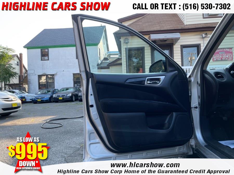 Used Nissan Pathfinder 4WD 4dr S 2014 | Highline Cars Show Corp. West Hempstead, New York Used Nissan Pathfinder 4WD 4dr S 2014 | Highline Cars Show Corp. West Hempstead, New York