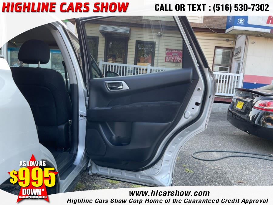 Used Nissan Pathfinder 4WD 4dr S 2014 | Highline Cars Show Corp. West Hempstead, New York Used Nissan Pathfinder 4WD 4dr S 2014 | Highline Cars Show Corp. West Hempstead, New York