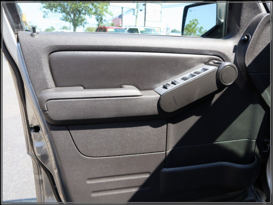 2008 Mercury Mountaineer AWD 4dr V6, available for sale in Huntington Station, New York | My Auto Inc.. Huntington Station, New York 2008 Mercury Mountaineer AWD 4dr V6, available for sale in Huntington Station, New York | My Auto Inc.. Huntington Station, New York