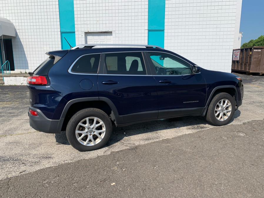 2014 Jeep Cherokee 4WD 4dr Latitude, available for sale in Milford, Connecticut | Dealertown Auto Wholesalers. Milford, Connecticut 2014 Jeep Cherokee 4WD 4dr Latitude, available for sale in Milford, Connecticut | Dealertown Auto Wholesalers. Milford, Connecticut