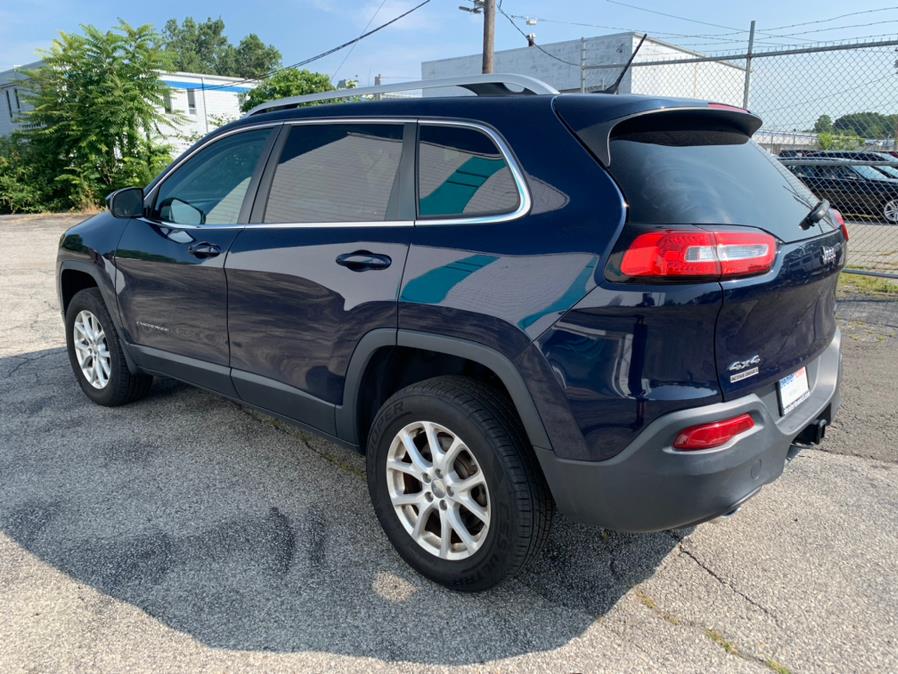 2014 Jeep Cherokee 4WD 4dr Latitude, available for sale in Milford, Connecticut | Dealertown Auto Wholesalers. Milford, Connecticut 2014 Jeep Cherokee 4WD 4dr Latitude, available for sale in Milford, Connecticut | Dealertown Auto Wholesalers. Milford, Connecticut