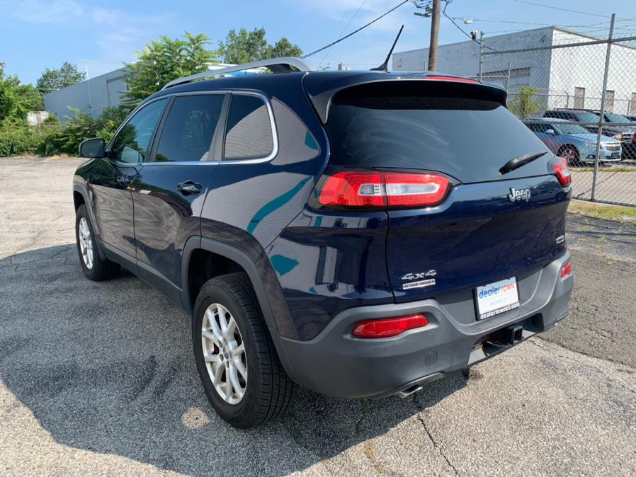 2014 Jeep Cherokee 4WD 4dr Latitude, available for sale in Milford, Connecticut | Dealertown Auto Wholesalers. Milford, Connecticut 2014 Jeep Cherokee 4WD 4dr Latitude, available for sale in Milford, Connecticut | Dealertown Auto Wholesalers. Milford, Connecticut