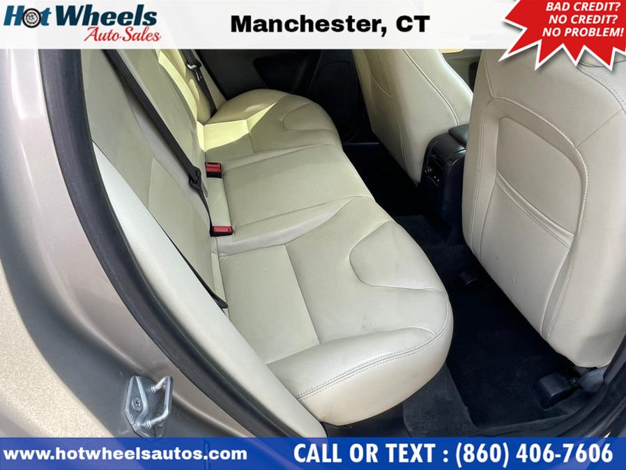 Used Volvo XC60 AWD 4dr T5 Premier 2016 | Hot Wheels Auto Sales LLC. Manchester, Connecticut Used Volvo XC60 AWD 4dr T5 Premier 2016 | Hot Wheels Auto Sales LLC. Manchester, Connecticut