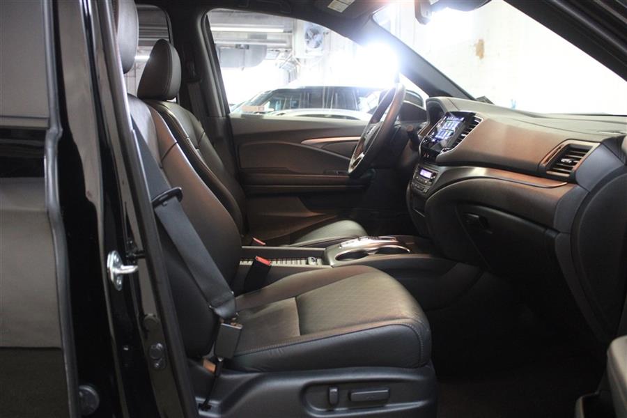 2019 Honda Passport EXL, available for sale in Paterson, New Jersey | Fast Track Motors. Paterson, New Jersey 2019 Honda Passport EXL, available for sale in Paterson, New Jersey | Fast Track Motors. Paterson, New Jersey