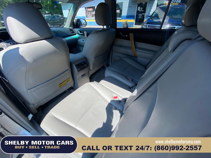 2009 Toyota Highlander Hybrid 4WD 4dr Limited w/3rd Row (GS), available for sale in Springfield, Massachusetts | Shelby Motor Cars. Springfield, Massachusetts 2009 Toyota Highlander Hybrid 4WD 4dr Limited w/3rd Row (GS), available for sale in Springfield, Massachusetts | Shelby Motor Cars. Springfield, Massachusetts