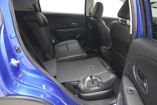 Used Honda Hr-v EX-L AWD w/ Navi & rearCam 2018 | Car Revolution. Maple Shade, New Jersey Used Honda Hr-v EX-L AWD w/ Navi & rearCam 2018 | Car Revolution. Maple Shade, New Jersey