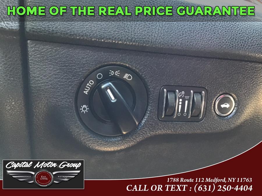 Used Chrysler 300 4dr Sdn V6 RWD 2012 | Capital Motor Group Inc. Medford, New York Used Chrysler 300 4dr Sdn V6 RWD 2012 | Capital Motor Group Inc. Medford, New York