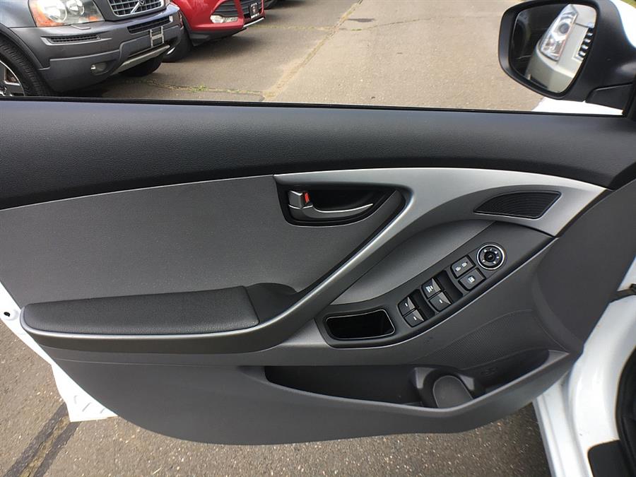 Used Hyundai Elantra 4dr Sdn Auto SE (Alabama Plant) 2016 | Smart Buy Auto Sales, LLC. Wallingford, Connecticut Used Hyundai Elantra 4dr Sdn Auto SE (Alabama Plant) 2016 | Smart Buy Auto Sales, LLC. Wallingford, Connecticut