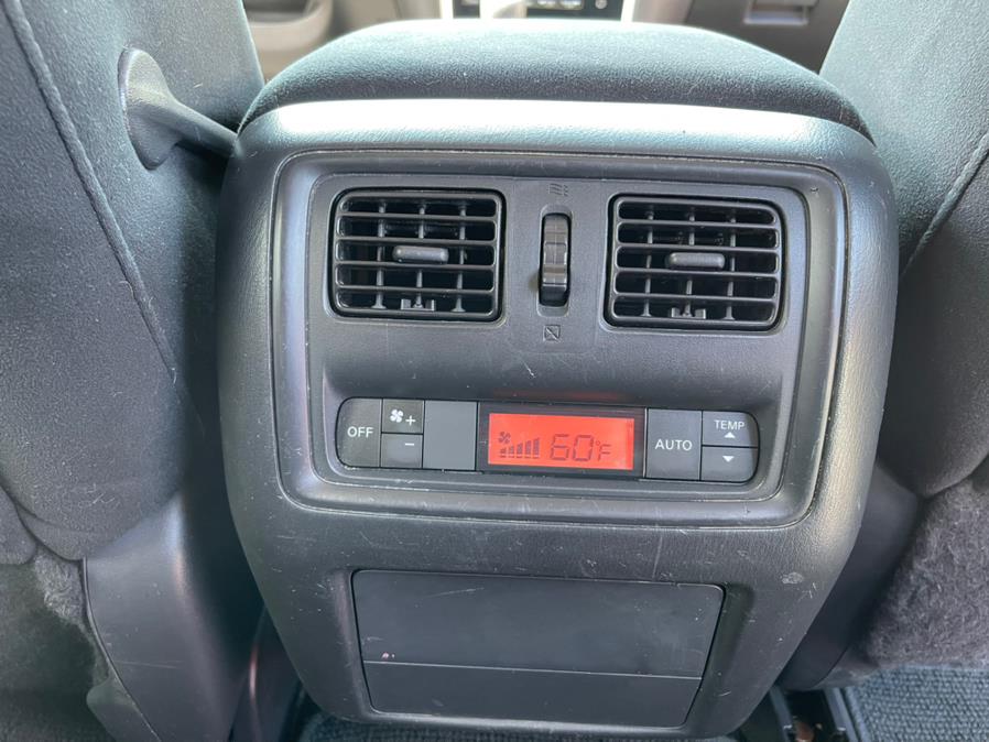 Used Nissan Pathfinder 4WD 4dr S *Ltd Avail* 2015 | Auto Match LLC. Waterbury, Connecticut Used Nissan Pathfinder 4WD 4dr S *Ltd Avail* 2015 | Auto Match LLC. Waterbury, Connecticut