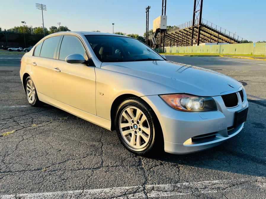 2006 BMW 3 Series 325xi 4dr Sdn AWD, available for sale in New Britain, Connecticut | Supreme Automotive. New Britain, Connecticut 2006 BMW 3 Series 325xi 4dr Sdn AWD, available for sale in New Britain, Connecticut | Supreme Automotive. New Britain, Connecticut