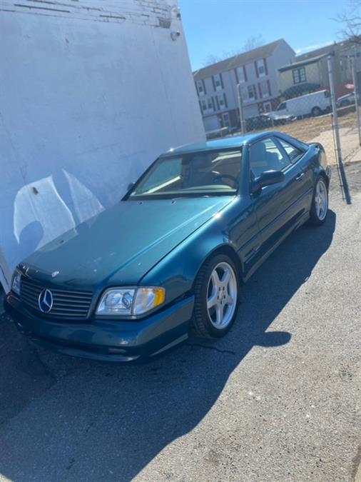 Used 2000 Mercedes-Benz SL-Class in Wilmington, Delaware | Car Plug Factory. Wilmington, Delaware