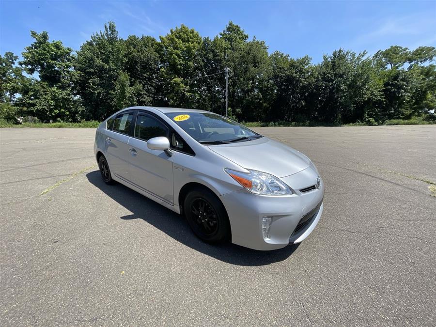 2015 Toyota Prius 5dr HB Three (Natl), available for sale in Stratford, Connecticut | Wiz Leasing Inc. Stratford, Connecticut