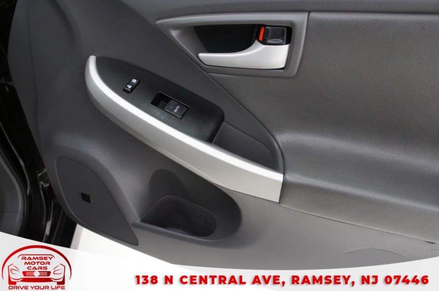 Used Toyota Prius 5dr HB III (Natl) 2010 | Ramsey Motor Cars Inc. Ramsey, New Jersey Used Toyota Prius 5dr HB III (Natl) 2010 | Ramsey Motor Cars Inc. Ramsey, New Jersey