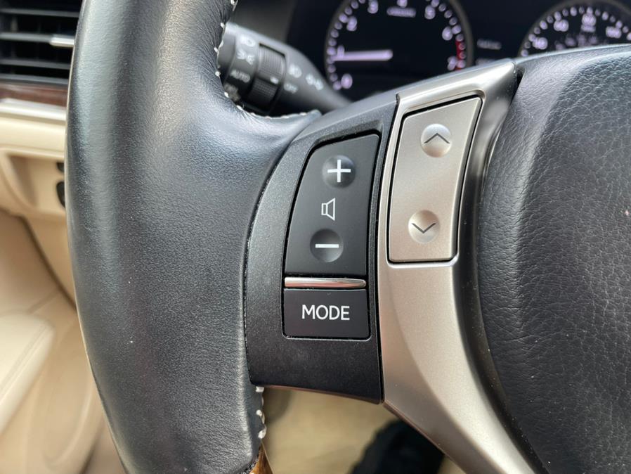 2014 Lexus ES 350 4dr Sdn, available for sale in Manchester, Connecticut | Carsonmain LLC. Manchester, Connecticut 2014 Lexus ES 350 4dr Sdn, available for sale in Manchester, Connecticut | Carsonmain LLC. Manchester, Connecticut