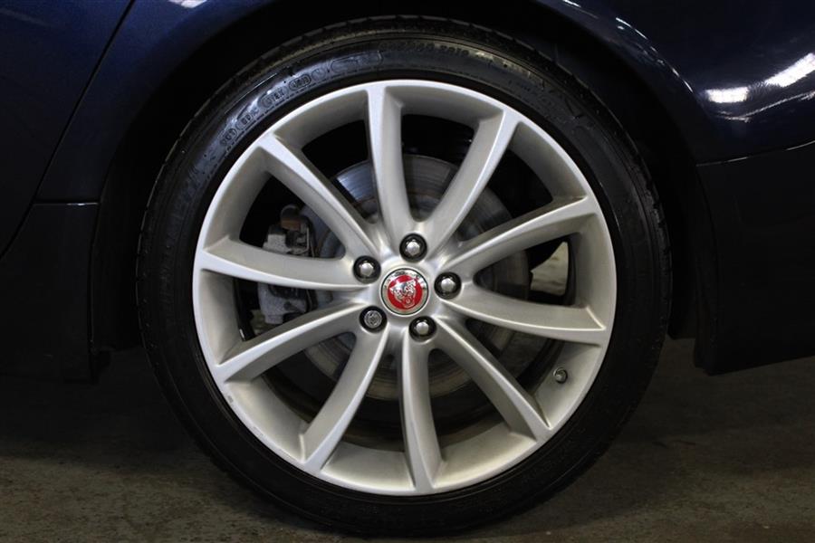 Used Jaguar Xf 3.0 SUPERCHARGED 2015 | Fast Track Motors. Paterson, New Jersey Used Jaguar Xf 3.0 SUPERCHARGED 2015 | Fast Track Motors. Paterson, New Jersey