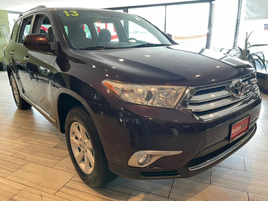 2013 Toyota Highlander 4WD 4dr V6 (Natl), available for sale in West Hartford, Connecticut | AutoMax. West Hartford, Connecticut 2013 Toyota Highlander 4WD 4dr V6 (Natl), available for sale in West Hartford, Connecticut | AutoMax. West Hartford, Connecticut