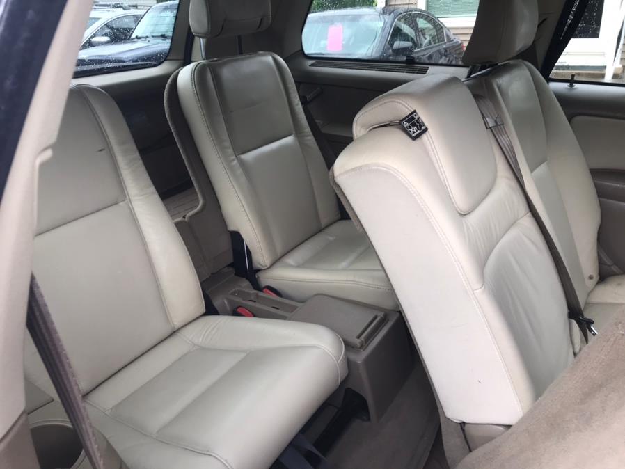Used Volvo XC90 AWD 4dr I6 w/Snrf/3rd Row 2007 | Main Auto of Berlin. Berlin, Connecticut Used Volvo XC90 AWD 4dr I6 w/Snrf/3rd Row 2007 | Main Auto of Berlin. Berlin, Connecticut