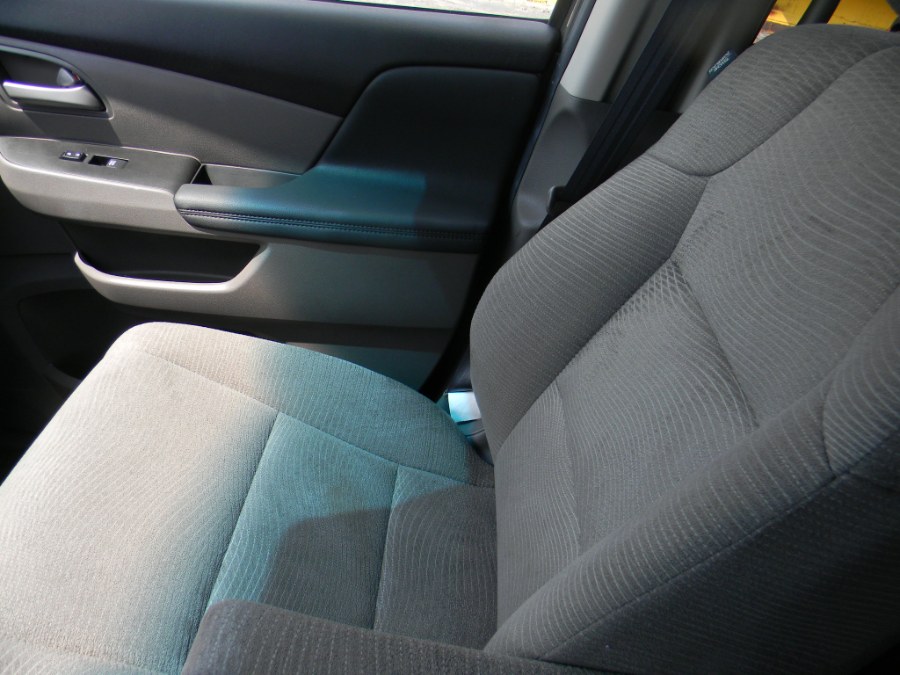 Used Honda Odyssey 5dr EX 2012 | M&M Vehicles Inc dba Central Motors. Southborough, Massachusetts Used Honda Odyssey 5dr EX 2012 | M&M Vehicles Inc dba Central Motors. Southborough, Massachusetts