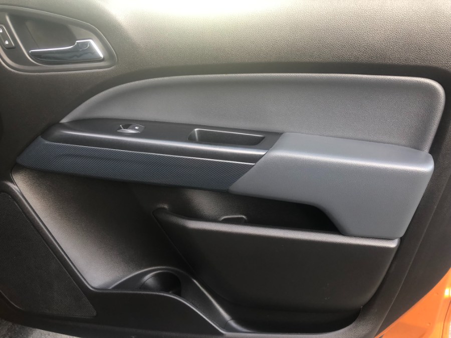 Used Chevrolet Colorado 4WD Ext Cab 128.3" Z71 2017 | Bristol Auto Center LLC. Bristol, Connecticut Used Chevrolet Colorado 4WD Ext Cab 128.3" Z71 2017 | Bristol Auto Center LLC. Bristol, Connecticut