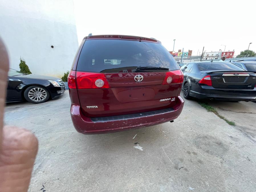 Used Toyota Sienna 5dr 7-Pass Van LE AWD 2008 | Brooklyn Auto Mall LLC. Brooklyn, New York Used Toyota Sienna 5dr 7-Pass Van LE AWD 2008 | Brooklyn Auto Mall LLC. Brooklyn, New York