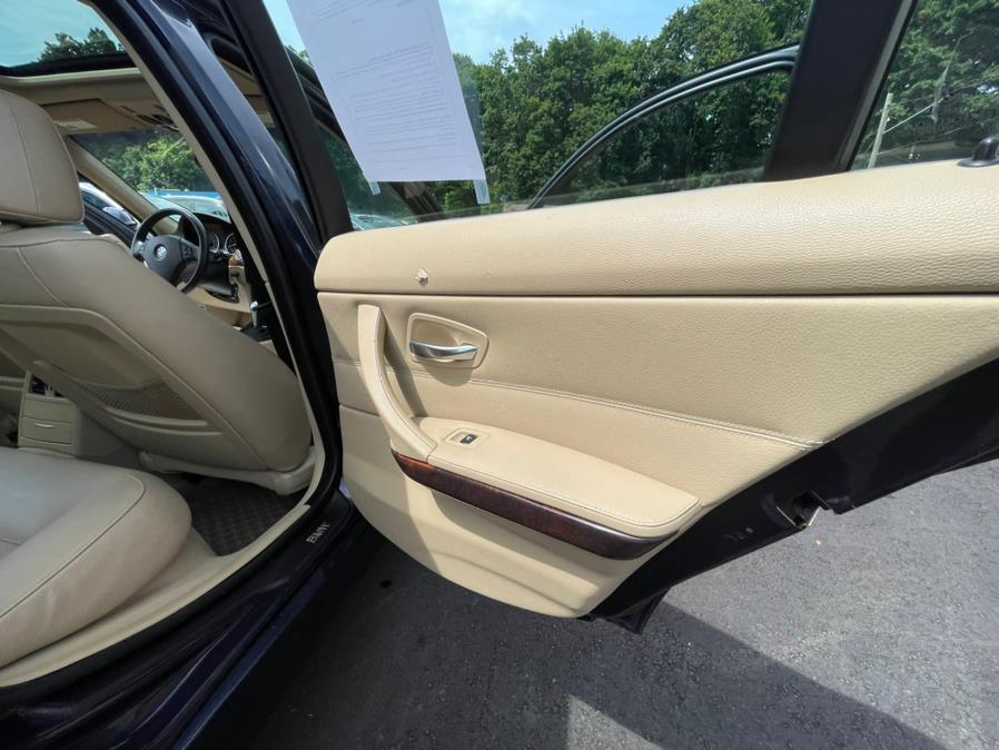 Used BMW 3 Series 4dr Sdn 328xi AWD 2008 | Auto Match LLC. Waterbury, Connecticut Used BMW 3 Series 4dr Sdn 328xi AWD 2008 | Auto Match LLC. Waterbury, Connecticut