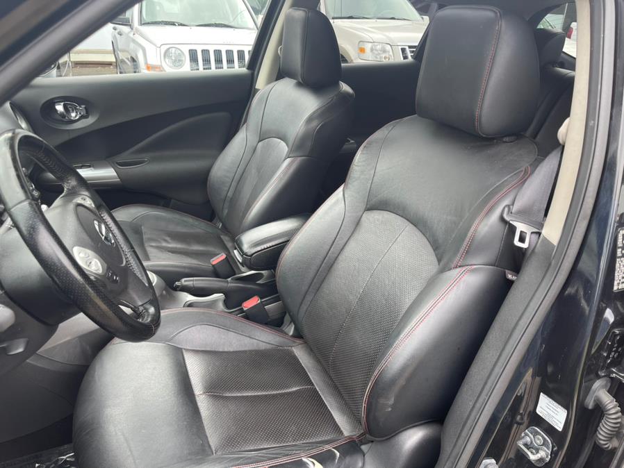 2014 Nissan JUKE 5dr Wgn CVT SL AWD Leather & Sunroof Navi Camera, available for sale in East Windsor, Connecticut | Toro Auto. East Windsor, Connecticut 2014 Nissan JUKE 5dr Wgn CVT SL AWD Leather & Sunroof Navi Camera, available for sale in East Windsor, Connecticut | Toro Auto. East Windsor, Connecticut