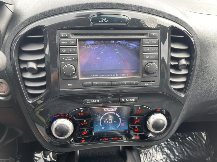 2014 Nissan JUKE 5dr Wgn CVT SL AWD Leather & Sunroof Navi Camera, available for sale in East Windsor, Connecticut | Toro Auto. East Windsor, Connecticut 2014 Nissan JUKE 5dr Wgn CVT SL AWD Leather & Sunroof Navi Camera, available for sale in East Windsor, Connecticut | Toro Auto. East Windsor, Connecticut