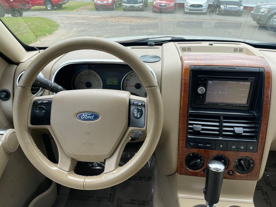 2008 Ford Explorer 4WD 4dr V6 Eddie Bauer Leather Sunroof Navi Camera, available for sale in East Windsor, Connecticut | Toro Auto. East Windsor, Connecticut 2008 Ford Explorer 4WD 4dr V6 Eddie Bauer Leather Sunroof Navi Camera, available for sale in East Windsor, Connecticut | Toro Auto. East Windsor, Connecticut