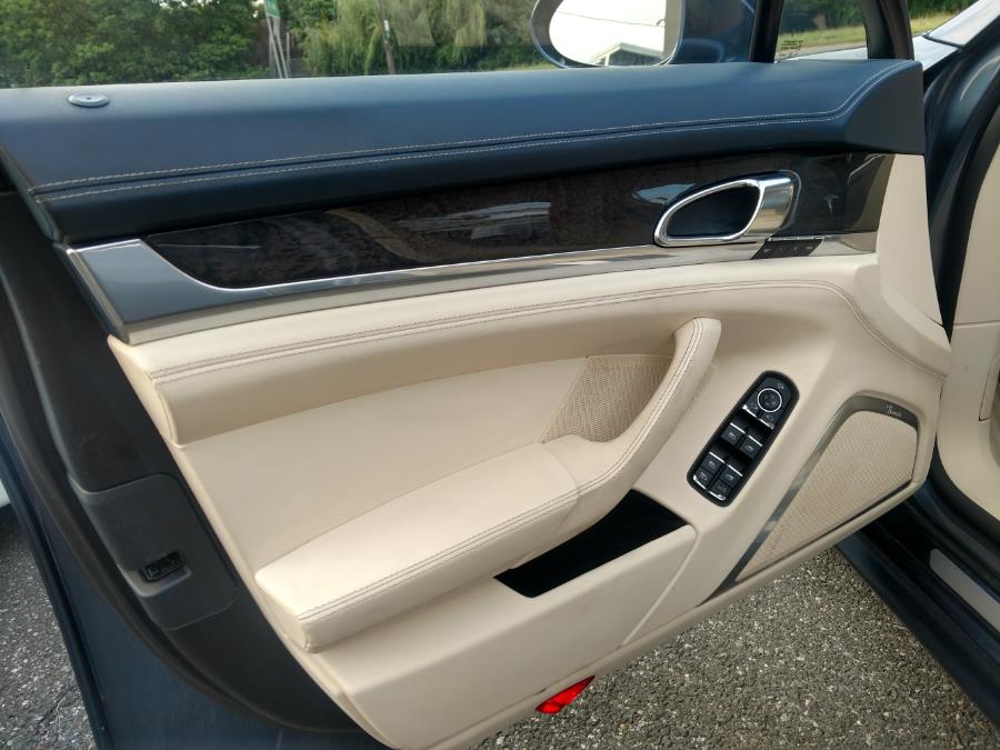 Used Porsche Panamera 4dr HB Turbo 2010 | Alpine Motors Inc. Wantagh, New York Used Porsche Panamera 4dr HB Turbo 2010 | Alpine Motors Inc. Wantagh, New York