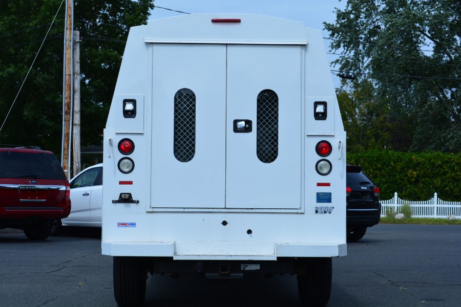 Used Chevrolet Silverado 2500HD 4WD Double Cab 158.1" Work Truck 2015 | Longmeadow Motor Cars. ENFIELD, Connecticut
