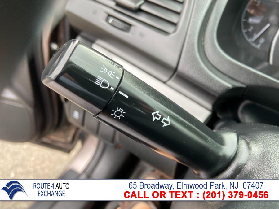 Used Honda CR-V 4WD 5dr LX 2012 | Route 4 Auto Exchange. Elmwood Park, New Jersey Used Honda CR-V 4WD 5dr LX 2012 | Route 4 Auto Exchange. Elmwood Park, New Jersey