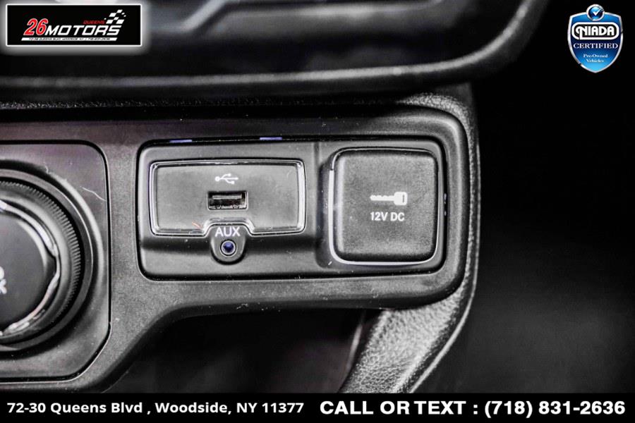 Used Jeep Renegade Latitude 4x4 2018 | 26 Motors Queens. Woodside, New York Used Jeep Renegade Latitude 4x4 2018 | 26 Motors Queens. Woodside, New York