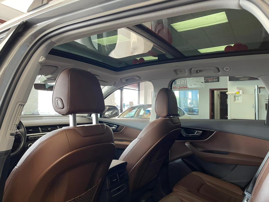 Used Audi Q7 3.0 TFSI Premium Plus 2017 | 5 Towns Drive. Inwood, New York Used Audi Q7 3.0 TFSI Premium Plus 2017 | 5 Towns Drive. Inwood, New York