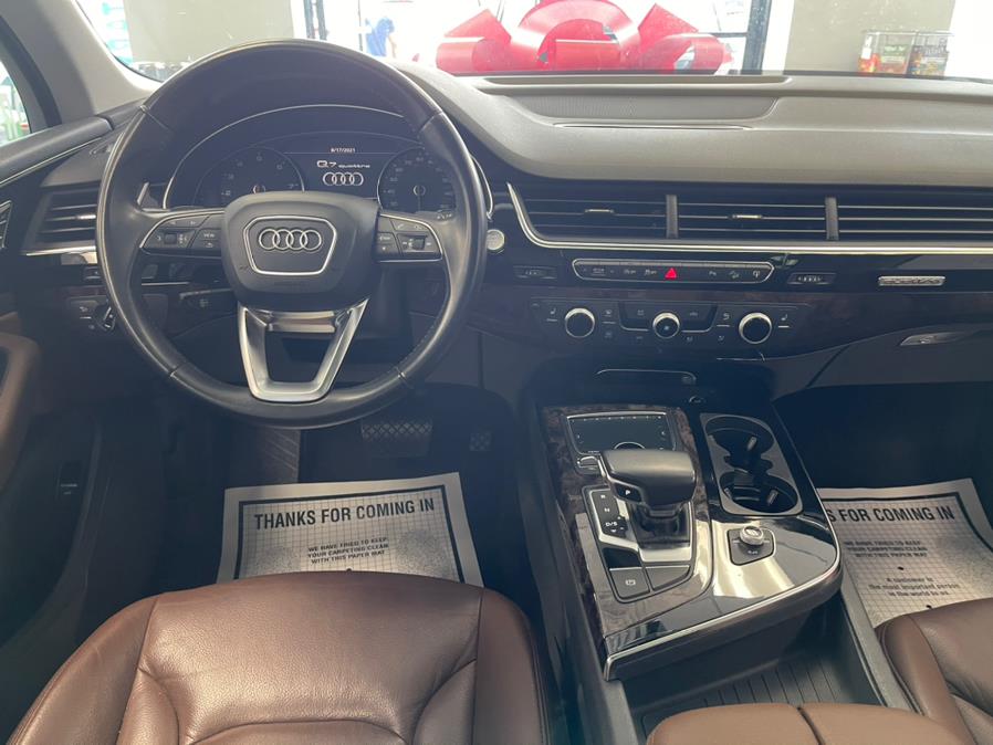 Used Audi Q7 3.0 TFSI Premium Plus 2017 | 5 Towns Drive. Inwood, New York Used Audi Q7 3.0 TFSI Premium Plus 2017 | 5 Towns Drive. Inwood, New York