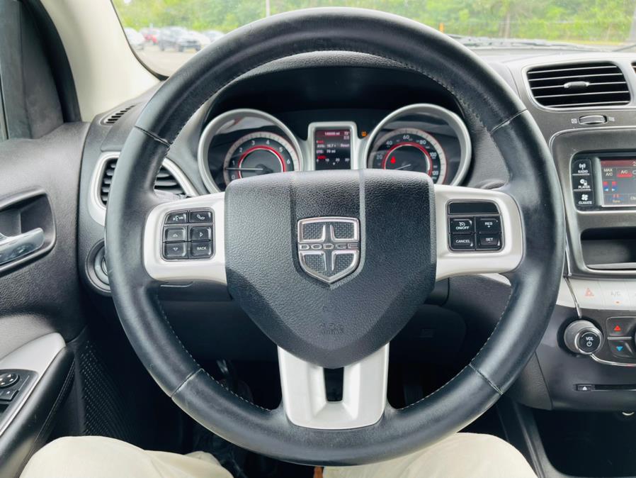 Used Dodge Journey AWD 4dr SXT 2013 | Supreme Automotive. New Britain, Connecticut Used Dodge Journey AWD 4dr SXT 2013 | Supreme Automotive. New Britain, Connecticut