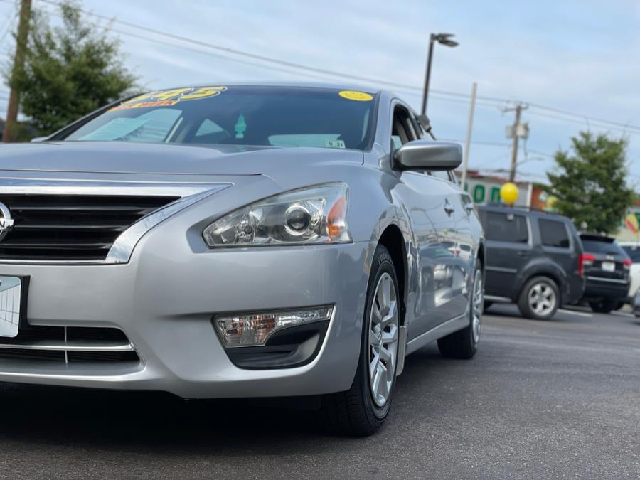 2015 Nissan Altima 4dr Sdn I4 2.5 S, available for sale in Elmont, New York | Sunrise of Elmont. Elmont, New York 2015 Nissan Altima 4dr Sdn I4 2.5 S, available for sale in Elmont, New York | Sunrise of Elmont. Elmont, New York