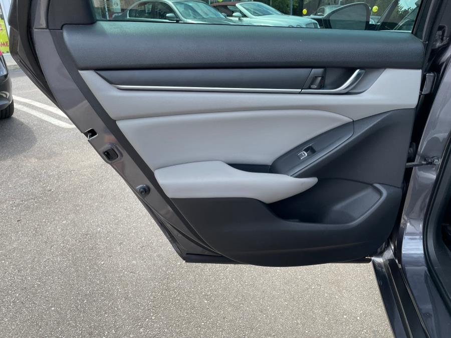 2018 Honda Accord Hybrid Sedan, available for sale in Elmont, New York | Sunrise of Elmont. Elmont, New York 2018 Honda Accord Hybrid Sedan, available for sale in Elmont, New York | Sunrise of Elmont. Elmont, New York
