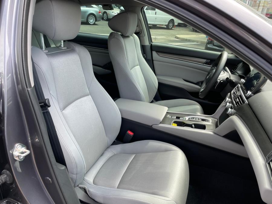 2018 Honda Accord Hybrid Sedan, available for sale in Elmont, New York | Sunrise of Elmont. Elmont, New York 2018 Honda Accord Hybrid Sedan, available for sale in Elmont, New York | Sunrise of Elmont. Elmont, New York