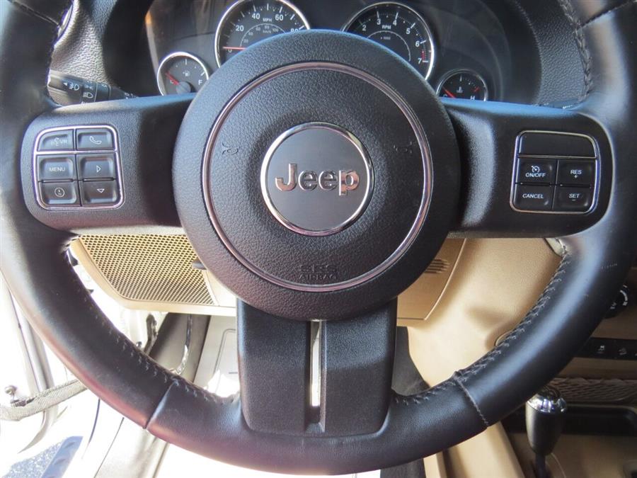 Used Jeep Wrangler Unlimited Sahara 4x4 4dr SUV 2015 | Lake City Exports Inc. Auburn, Maine Used Jeep Wrangler Unlimited Sahara 4x4 4dr SUV 2015 | Lake City Exports Inc. Auburn, Maine