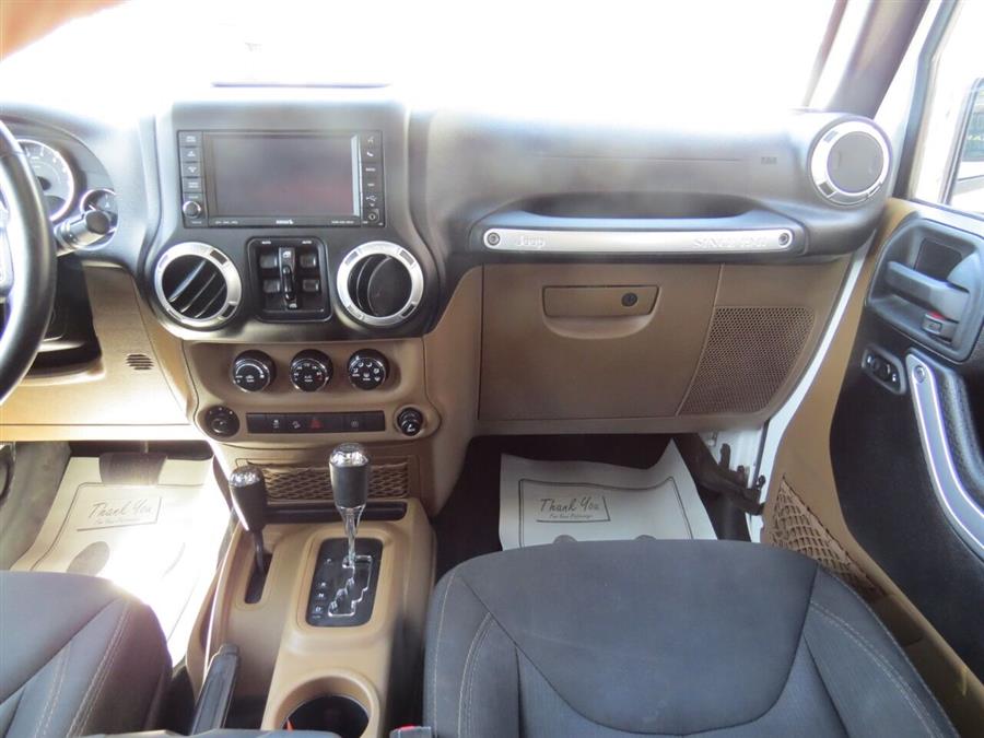 Used Jeep Wrangler Unlimited Sahara 4x4 4dr SUV 2015 | Lake City Exports Inc. Auburn, Maine Used Jeep Wrangler Unlimited Sahara 4x4 4dr SUV 2015 | Lake City Exports Inc. Auburn, Maine