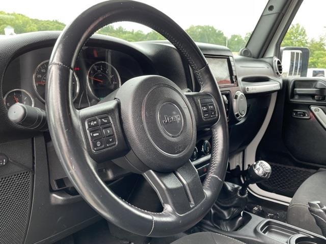 Used Jeep Wrangler Unlimited Sahara 2014 | Blasius Federal Road. Brookfield, Connecticut Used Jeep Wrangler Unlimited Sahara 2014 | Blasius Federal Road. Brookfield, Connecticut