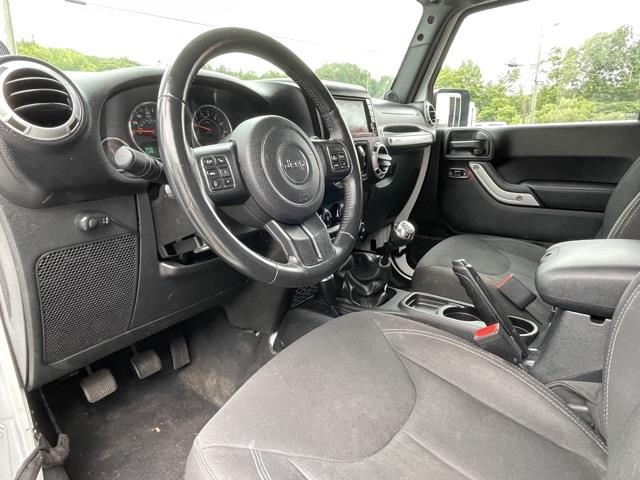 Used Jeep Wrangler Unlimited Sahara 2014 | Blasius Federal Road. Brookfield, Connecticut Used Jeep Wrangler Unlimited Sahara 2014 | Blasius Federal Road. Brookfield, Connecticut