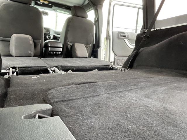 Used Jeep Wrangler Unlimited Sahara 2014 | Blasius Federal Road. Brookfield, Connecticut Used Jeep Wrangler Unlimited Sahara 2014 | Blasius Federal Road. Brookfield, Connecticut