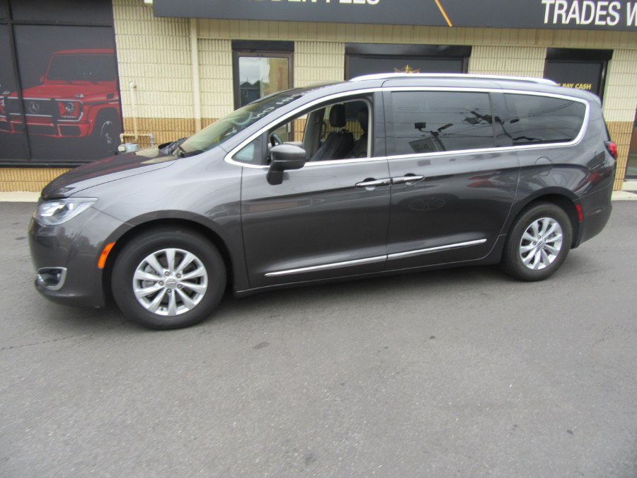 2019 Chrysler Pacifica Touring L FWD, available for sale in Little Ferry, New Jersey | Royalty Auto Sales. Little Ferry, New Jersey 2019 Chrysler Pacifica Touring L FWD, available for sale in Little Ferry, New Jersey | Royalty Auto Sales. Little Ferry, New Jersey