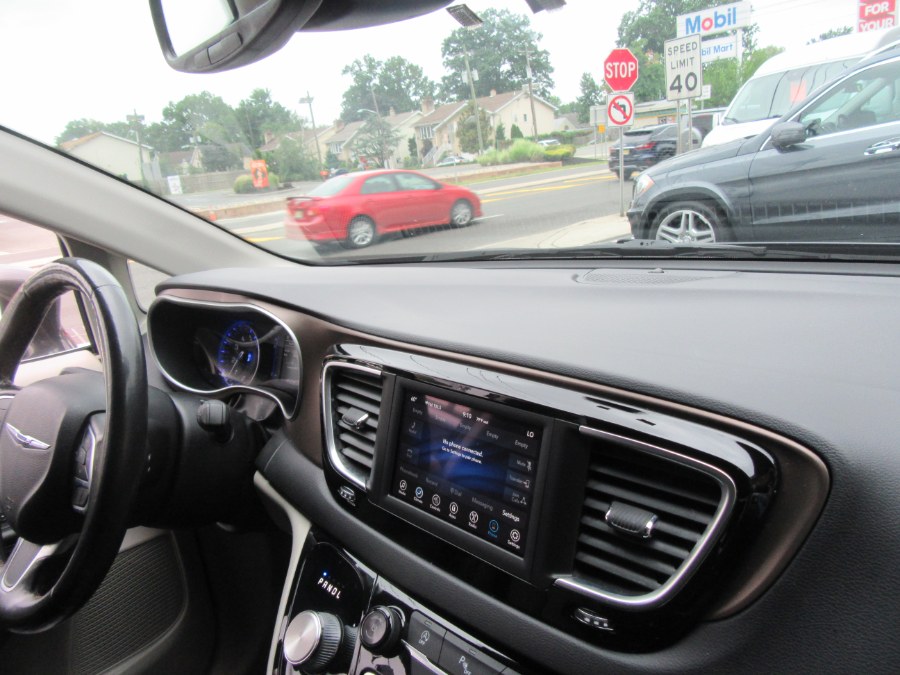 2019 Chrysler Pacifica Touring L FWD, available for sale in Little Ferry, New Jersey | Royalty Auto Sales. Little Ferry, New Jersey 2019 Chrysler Pacifica Touring L FWD, available for sale in Little Ferry, New Jersey | Royalty Auto Sales. Little Ferry, New Jersey