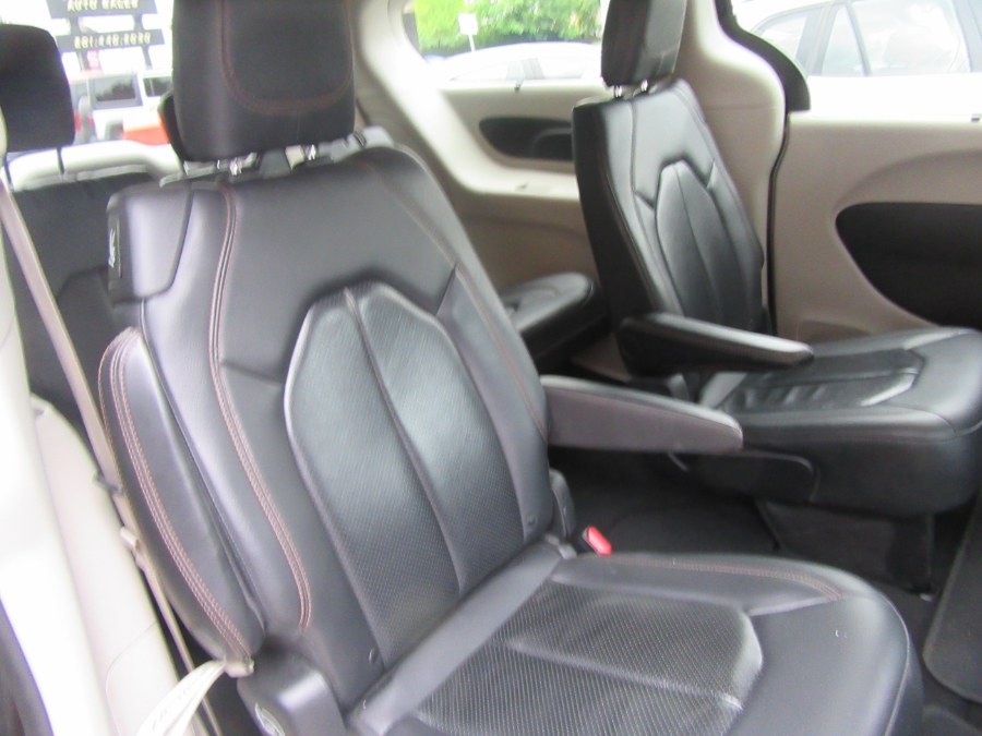 2019 Chrysler Pacifica Touring L FWD, available for sale in Little Ferry, New Jersey | Royalty Auto Sales. Little Ferry, New Jersey 2019 Chrysler Pacifica Touring L FWD, available for sale in Little Ferry, New Jersey | Royalty Auto Sales. Little Ferry, New Jersey
