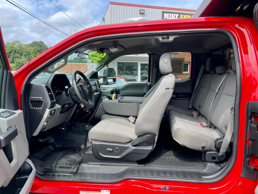 2019 Ford Super Duty F-550 DRW XLT 4WD SuperCab 168" WB 60" CA, available for sale in South Windsor, Connecticut | Mike And Tony Auto Sales, Inc. South Windsor, Connecticut 2019 Ford Super Duty F-550 DRW XLT 4WD SuperCab 168" WB 60" CA, available for sale in South Windsor, Connecticut | Mike And Tony Auto Sales, Inc. South Windsor, Connecticut
