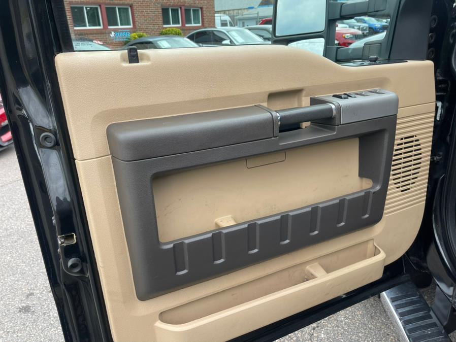 Used Ford Super Duty F-350 SRW 4WD Crew Cab 156" Lariat 2015 | Mike And Tony Auto Sales, Inc. South Windsor, Connecticut Used Ford Super Duty F-350 SRW 4WD Crew Cab 156" Lariat 2015 | Mike And Tony Auto Sales, Inc. South Windsor, Connecticut