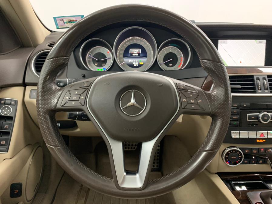 Used Mercedes-Benz C-Class 4dr Sdn C300 Sport 4MATIC 2014 | M Auto Group. Elizabeth, New Jersey Used Mercedes-Benz C-Class 4dr Sdn C300 Sport 4MATIC 2014 | M Auto Group. Elizabeth, New Jersey